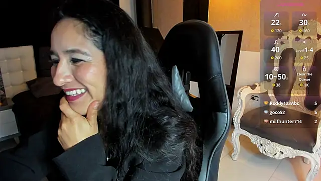 Vicky_Angeel Adlı Modelin Canlı XXX Sohbeti