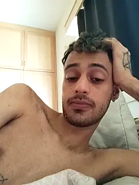 Rhast211 Chat XXX in diretta