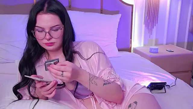 CindyMil Live XXX-Chat