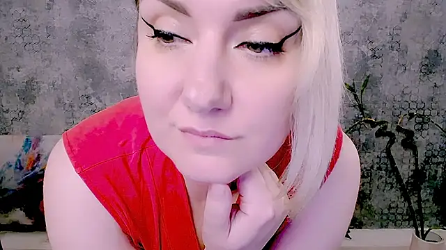 Djullia Chat XXX in diretta