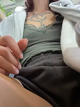 RosieSecret live XXX chat