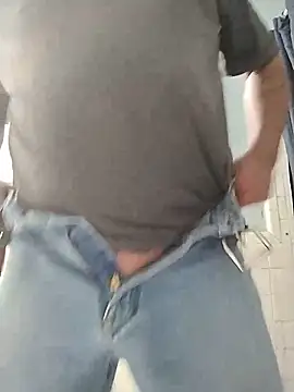 bigdoog8 Live XXX-Chat