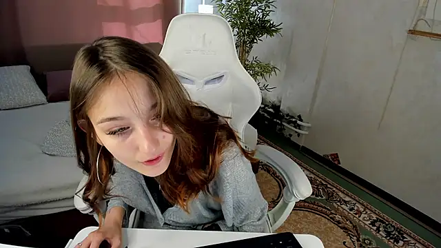 Živý XXX chat alis_tauber