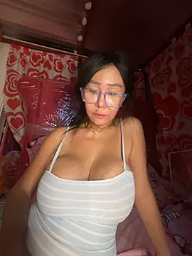 sweetieme's Live XXX Chat