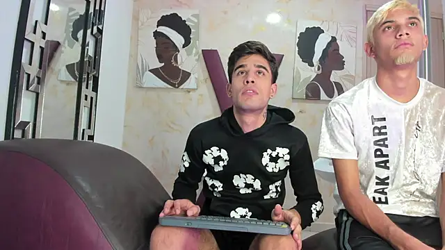 Chat XXX ao vivo de RED_BOYS1