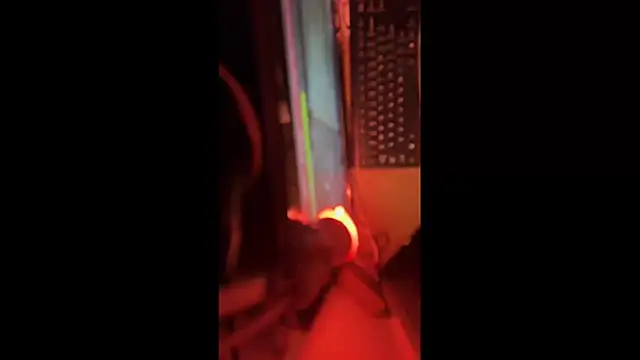 Bad_Boy69_MattZZZ's Webcam Show