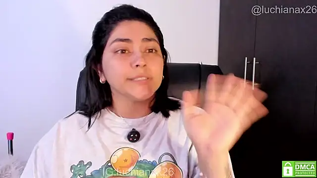 Chatroom XXX en direct de lucy26_