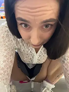 Holly_Play Live XXX Chat