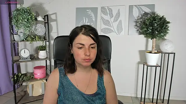 MartaEdams: απευθείας συνομιλία ΧΧΧ