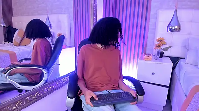 KyleeSmiith Live XXX Chat