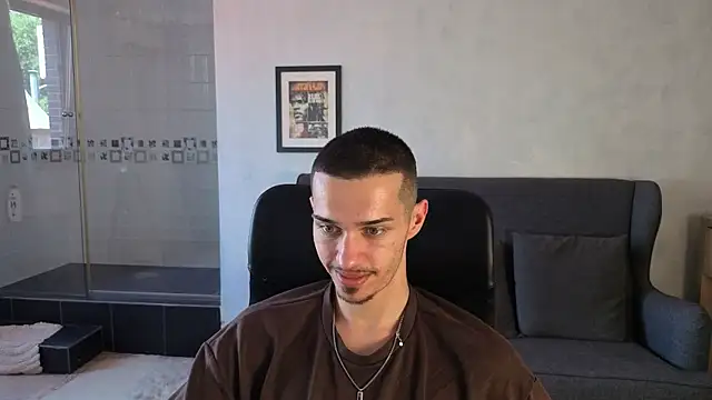 Chat +18 de KaydenDrew ao vivo