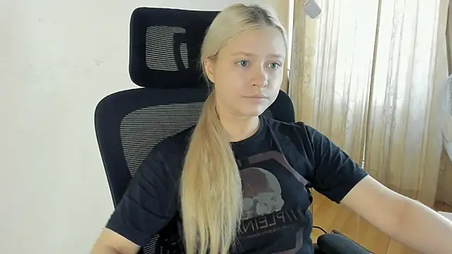 MidnightPoise Chat XXX live