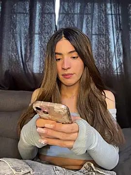 XXX chat uživo modela Lottus_fire