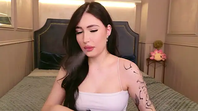 EmmaLawrens' Live XXX Chat