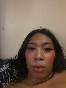 hugecock_tamira's Live XXX Chat