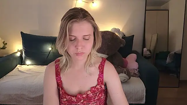 Chat +18 de Viki_Charm ao vivo