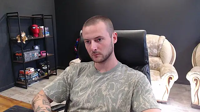 MihasikD's Live XXX Chat