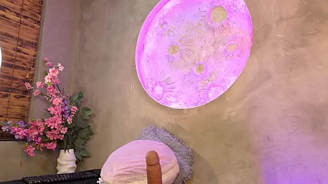 lara_curlyのライブXXXチャット