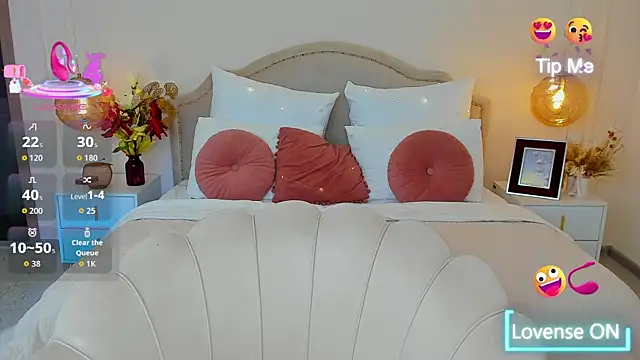 MissLoou's Live XXX Chat