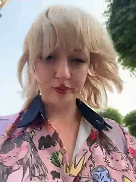 RonnieKiss' Live XXX Chat