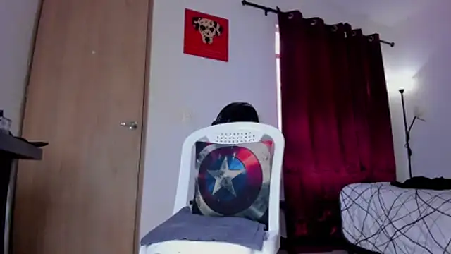Cloudy_pigDude's Live XXX Chat
