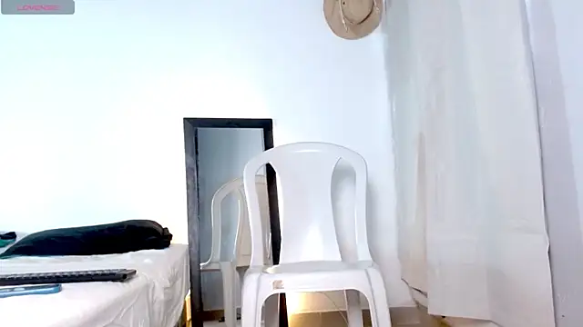 Mia_sexylatinのライブXXXチャット