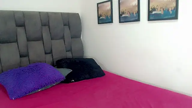 little_star_porn's Live XXX Chat