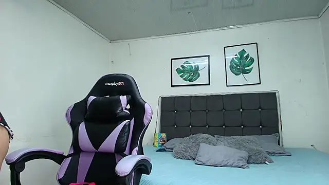 Janne_'s Live XXX Chat
