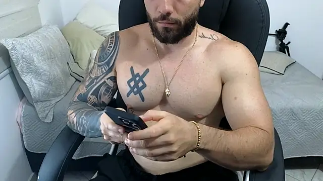Isaac_Carter – Naživo XXX chat