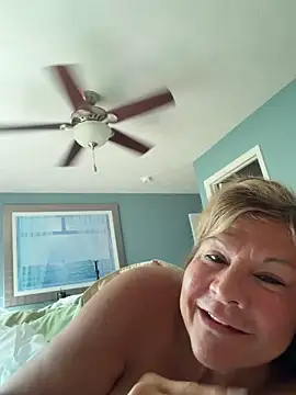 Chat +18 de HiLibido1234 ao vivo