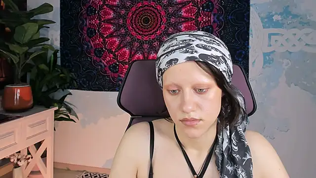 LidaDarknet Adlı Modelin Canlı XXX Sohbeti