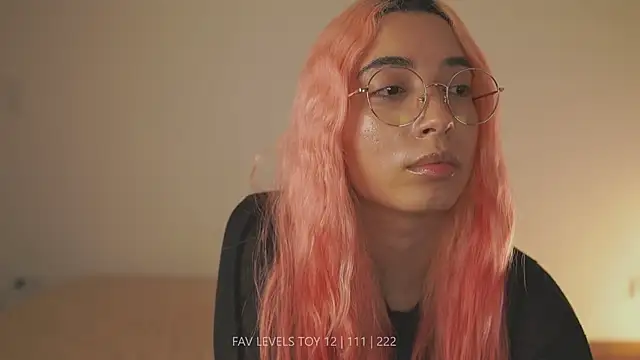 dearnina_ Adlı Modelin Canlı XXX Sohbeti