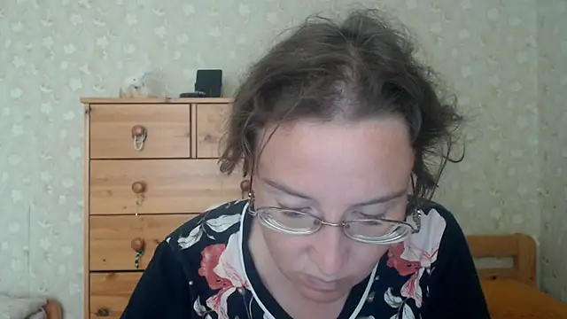 Chat +18 de Smart_Rose ao vivo