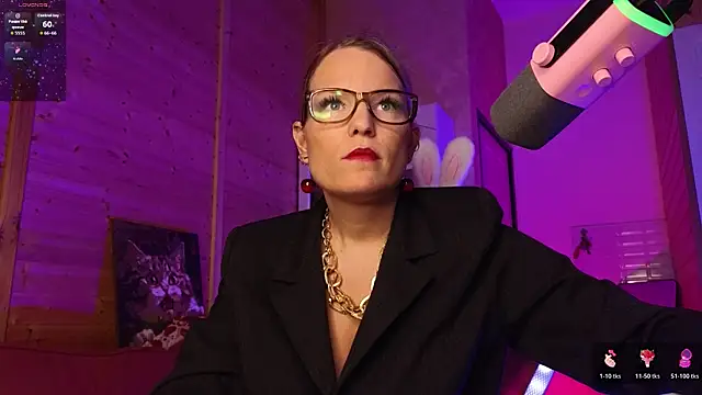 Chat +18 de Lady_Shine ao vivo