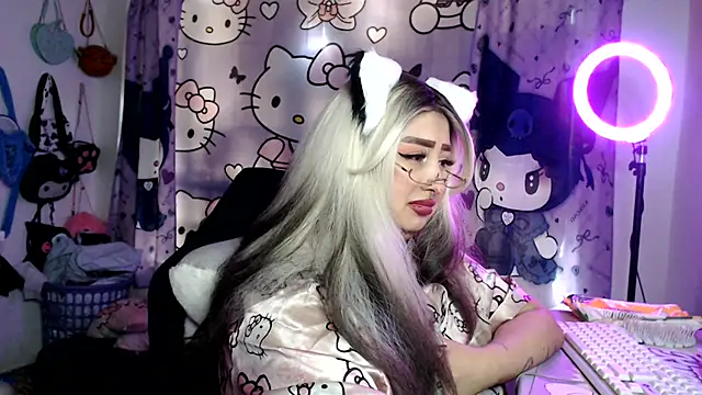lussyevans24 라이브 XXX 채팅