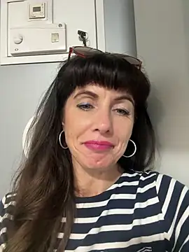 LadyLuxLover 라이브 XXX 채팅