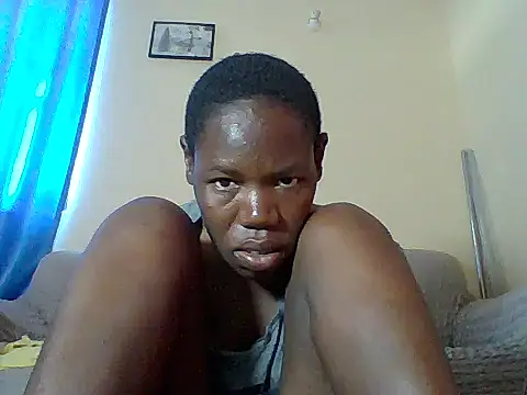 Blacksexyqueen24's Live XXX Chat
