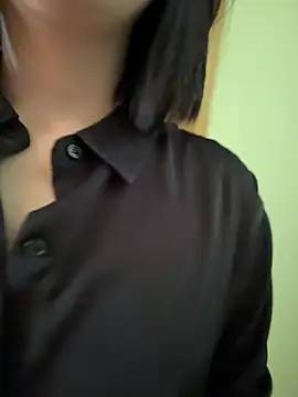 XXX chat uživo modela YourLittleDevil