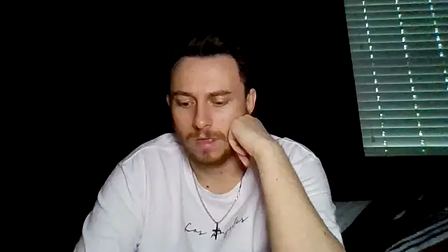 Živý XXX chat Cloudyydayzz