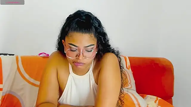 Chatroom XXX en direct de moana_taylor