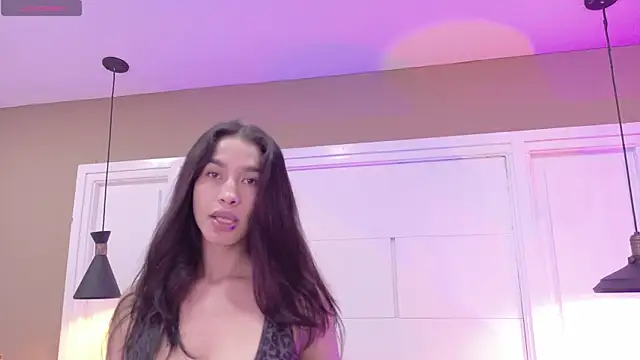 JuliaaVega's Live XXX Chat