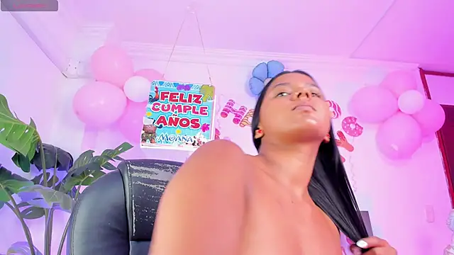 Chat XXX ao vivo de JANYLOVE__