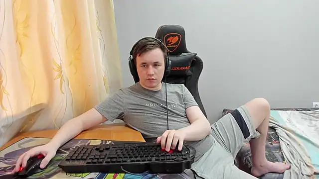 iliaskrislove Chat XXX in diretta