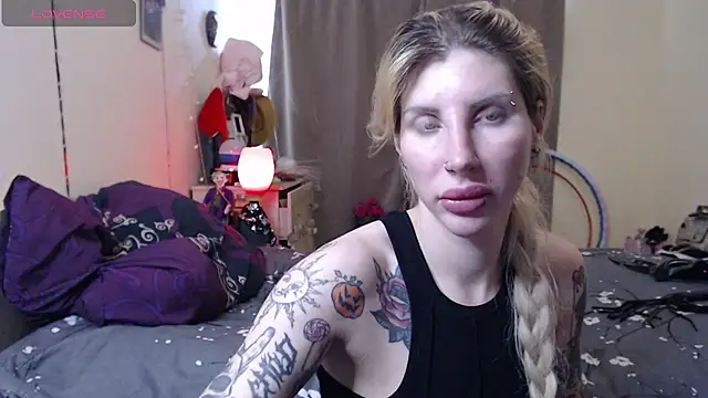 BLACKPeonyy's Live XXX Chat