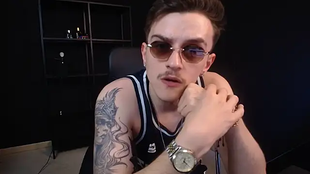 FelixStarkk Chat XXX live