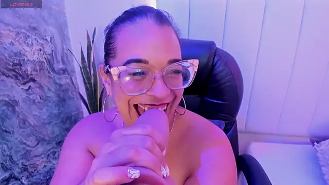 MHONIKBELUCCI Chat XXX live