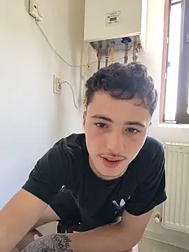 denysio89 XXX чат на живо