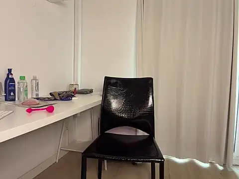 دردشة PrincessVeronika الجنسية المباشرة