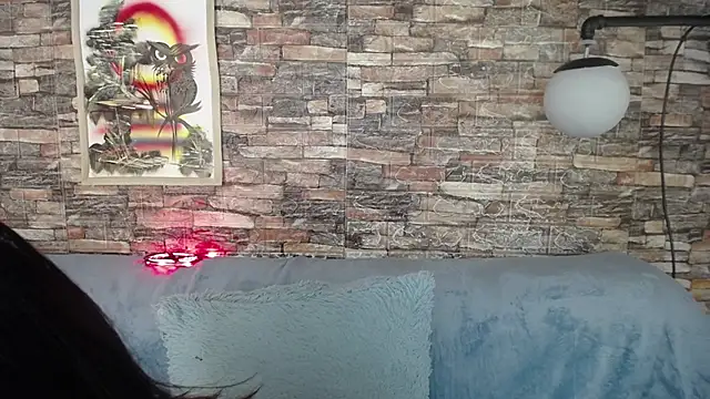 bellanovacs Adlı Modelin Canlı XXX Sohbeti