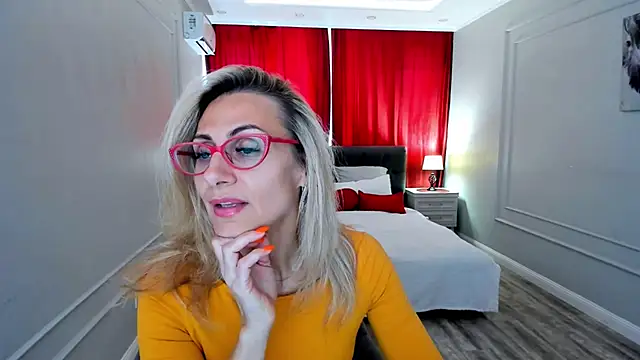 MuseOfStage's Live XXX Chat